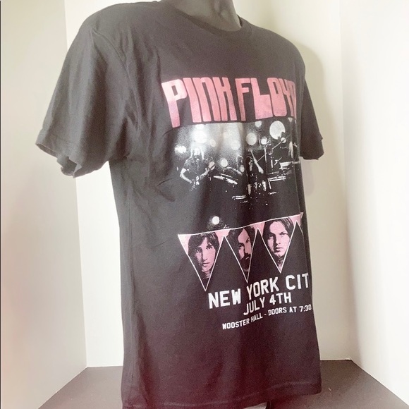 Pink Floyd NYC July 4th Wooster Hall T-Shirt - Picture 3 of 4